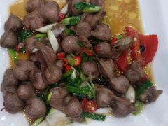 -味为先光明乳鸽(光明总店)