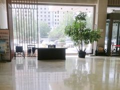 -库车国际酒店(火车站东湖公园店)