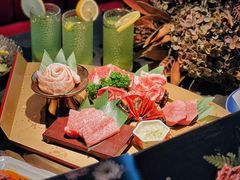 -铭牛烧肉·和牛海鲜自助(高新月牙湖店)