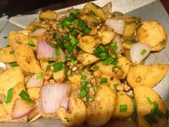 -魏铭鱼头捞饭(晋阳路店)