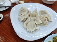 -东北风味思缘食府(对湖路店)