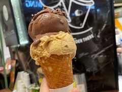 焦糖海盐饼干-LUNEURS月乐诗·法式冰淇淋(环贸店)