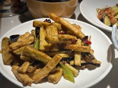 -聚友斋(陶瓷琉璃馆水晶街店)