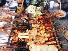 -许西美食一条街