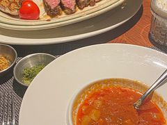 -MONICH牛排融合餐厅(和义大道购物中心店)