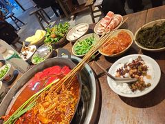-四小区火锅·巷子里的重庆火锅(花照壁店)