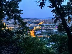 -灵岩山风景区