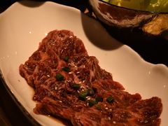 -山川小町·极番烧肉(新地假日广场店)