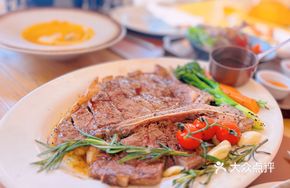 Grilled T-Bone Steak