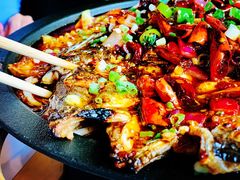 -鸣记脆皮烤鱼·海鲜烤鱼(三八广场店)