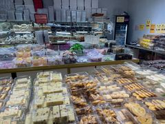 面包甜点陈列柜-幸福蛋糕坊(金顶街店)