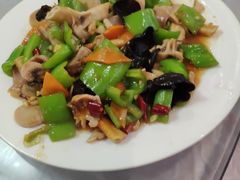 辣炒天鹅蛋-宾朋海鲜特色美食餐厅·纯手工鲅鱼水饺(兴海路店)