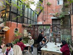 -古董花园(思南路42弄小区店)
