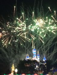 -鑫淼餐饮娱乐中心(江东街店)