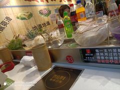 -百品聚旋转火锅(号外店)