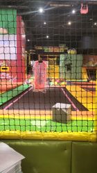 -蹦蹦跳跳(新奥购物中心店)