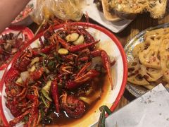 招牌油焖大虾-冶建镜子·老南昌大排档·江西虾王(总店)