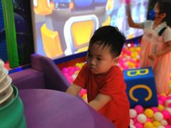 -蓝精灵乐园·世茂精灵之城主题乐园