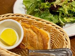 餐前面包-Entrecôte 法国牛扒馆(保利·时光里店)