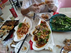 -覃记海鲜美食餐厅