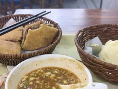 -穆彦华逍遥镇胡辣汤(岗坡路店)