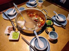 -左庭右院鲜牛肉火锅(金山万达店)