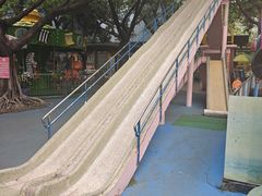 -顺德大良半月城游乐场