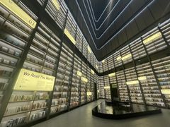 -上海虹桥中心爱琴海亚朵S酒店