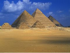 -吉萨金字塔群