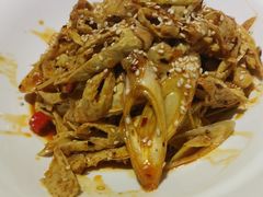 -铜锣湾·有麝自然香(重庆新天地店)