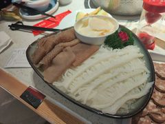 -左庭右院鲜牛肉火锅(环球港店)