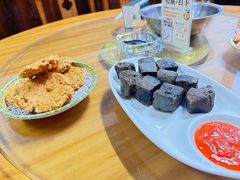 -芦茨金富饭庄·25年老字号·专做稻草鸡