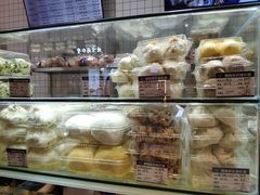 -白玉兰食品甜凤店(合生汇店)