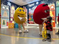 -m豆巧克力世界(上海世茂广场店)