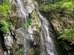 -藏龙百瀑风景区