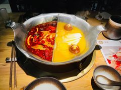 红颜花胶鸡锅-湊湊火锅·茶憩(杭州湖滨银泰in77店)