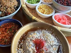 -包整·丝娃娃(一览甲秀楼风景店)