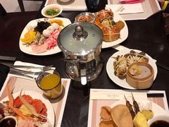-东方滨江大酒店·滨江厅