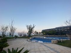 -上海滴水湖皇冠假日酒店
