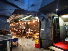 门面-洞子老火锅(青年路店)