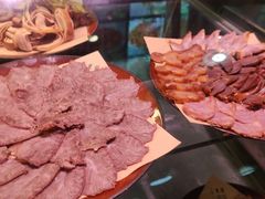 -六禾熏酱小酒馆·东北菜(海甸岛店)