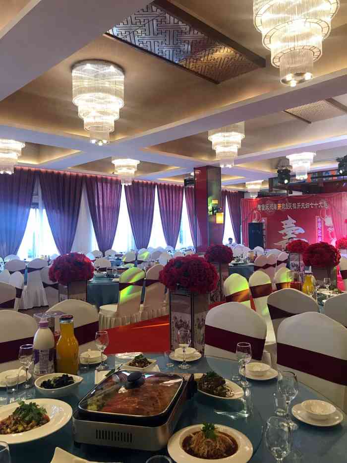 红雨村农家乐-"看完花之后又在这家吃的午餐,在这家前后吃.