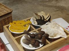 -旧街市鲜货老火锅(大光路店)