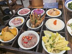 九宫格特色菜拼盘-楠火锅(西单店)