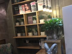 -HIGH FIVE哈福手工汉堡(桂林路店)