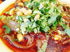 -马路边边串串香形象店(磐石路店)
