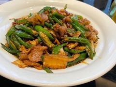 辣椒炒肉-一江水食府(后湖店)