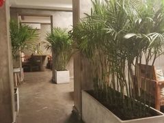 -HIGH FIVE哈福手工汉堡(桂林路店)