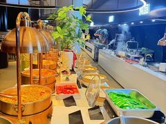 -涨巢·潮玩水疗局