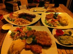 -Pundi Pundi Restaurant